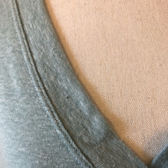 ORVIS Linen T-Shirt Women's Size XL Blue V-Neckline Top Long Sleeve - Picture 6 of 10